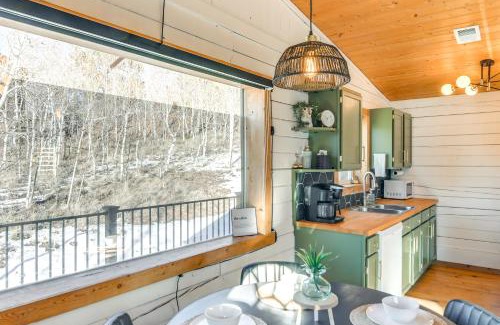 Bailey House | Mtn-View Haven with Hot Tub 9 Mi to Dtwn Bailey