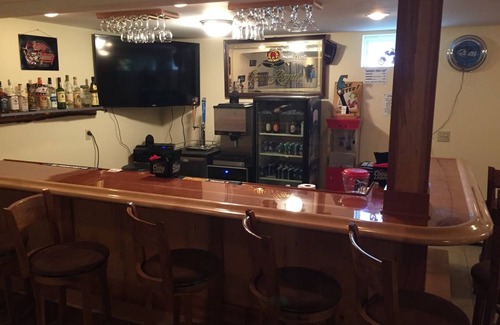 Warrensburg House | Mtn View home - 10 mins from Lake George. Hot tub or Pool & game room