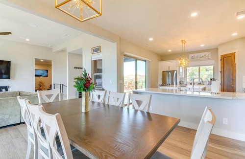 Lynx Mountain View Estates House | Mtn-View Retreat w/Game Room in Prescott!