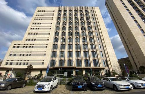 Huaihai Road Commercial Area Apartment | Mu En Apartment - Haiyang Road