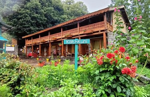 Old Manali House | Mud-house India