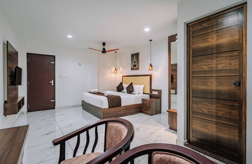 Kakkanad Hotel | MUGHAL SUITES