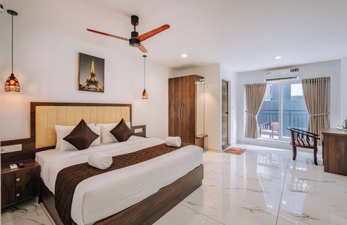 Kakkanad Hotel | MUGHAL SUITES