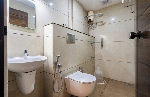 Kakkanad Hotel | MUGHAL SUITES