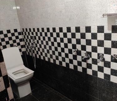 Narainkoti Hotel | Mukundi guest house