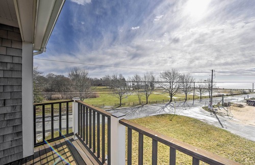 Marion Center Cottage | Multi-level Marion House: Loft, Deck + Ocean Views