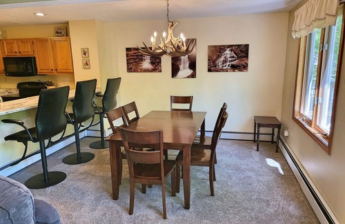 Lincoln House | Multi-level, open, AC/FP, deck, swim club. F1703 by LRS
