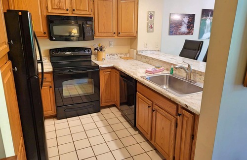 Lincoln House | Multi-level, open, AC/FP, deck, swim club. F1703 by LRS