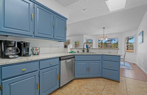 Hot Springs Village House | Multifamily, Lakefront House! Private Dock - Dogs
