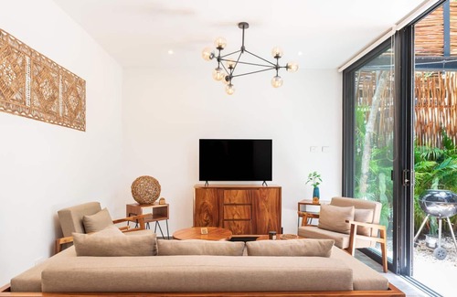 Ek Balam Village Villa | Mun 3BR Close to Tulum Ruins, Beach & Town