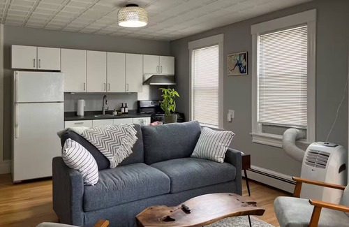 Munjoy Hill House | Munjoy Hill Haus- Experience the best location in Portland