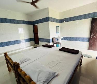 Murudeshwara Cabin | Murdeshwar Beach Residency