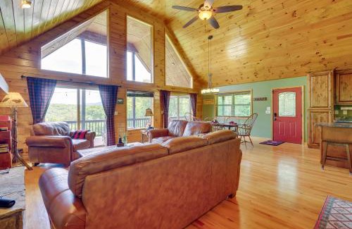Unaka House | Murphy Cabin with Hot Tub, Fire Pit and Mountain Views