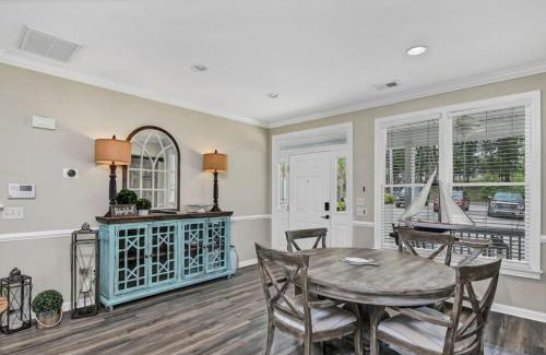 Leesville House | Murray Shores Getaway - Kayaks - Sea-Doo for Rent