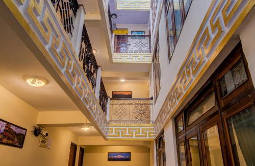 Darjeeling Hotel | Muscatel BhumSang - 200 Mts from Mall Road