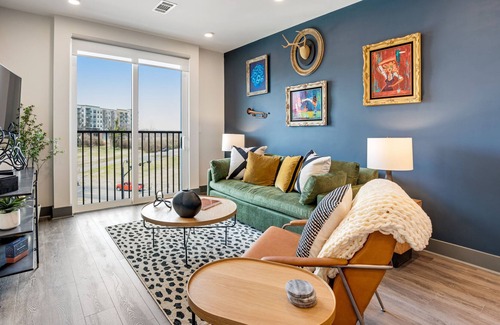 Rolling Mill Hill Condo | Muse | City-view condo with high speed WiFi, central AC, & rooftop lounge