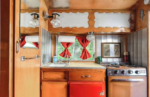 East Troy House | Mushroom Gulch - Vintage Trailer Group Site