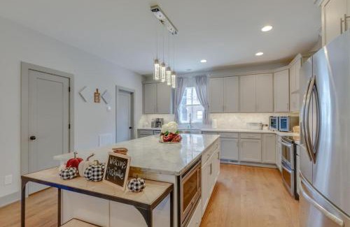 Historic Waverly House | Music City Finest in Edgehill 2500 Square Feet