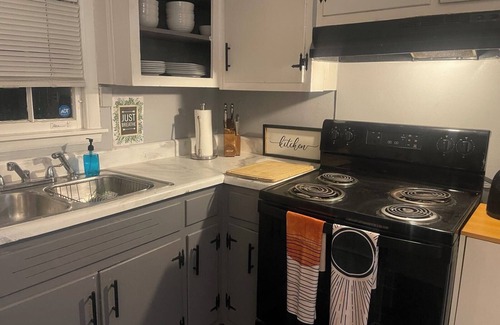 Whitehaven House | +Music City Home near Airport!+