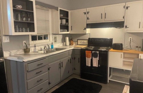 Whitehaven House | +Music City Home near Airport!+