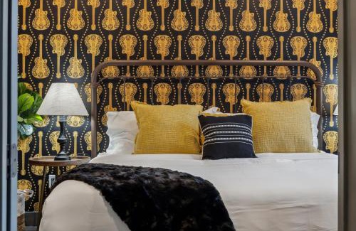 Rolling Mill Hill Apartment | Music City Muse Downtown Nashville, 5 Mins to Lower Broadway