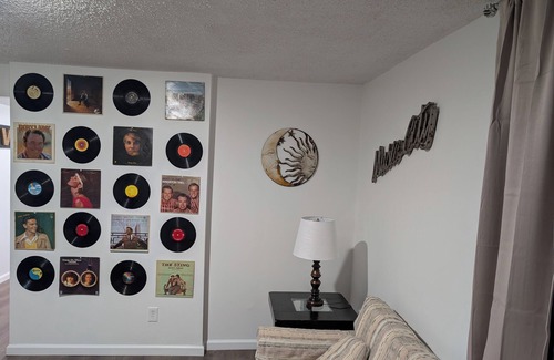 North Nashville Apartment | Music City Retreat - 10 minutes to Broadway