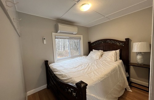 Severn Cottage | Muskoka - The Hummingbird Tea Lake