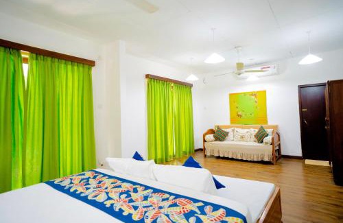 Kamburugamuwa Hotel | Muthu Nila villas- Mirissa