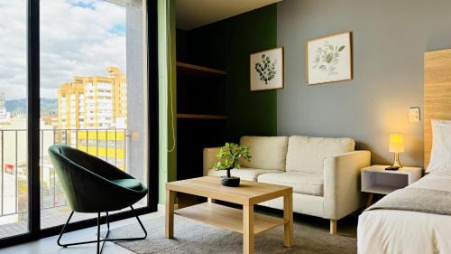 Zona Rosa Apartment | Muttuo by Wynwood House