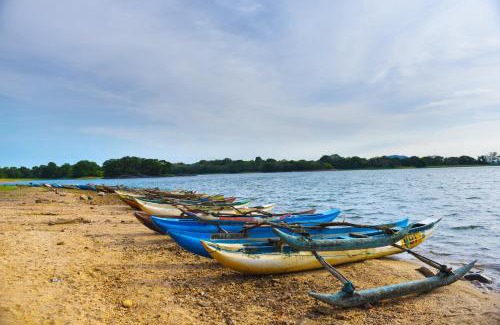 Hingurakgoda Resort | Muwan Palassa Resort