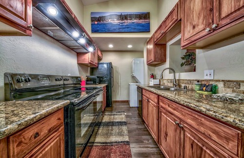 Tahoe Village House | Mv50 Grand Lodge Lake Tahoe With Game Room Hot