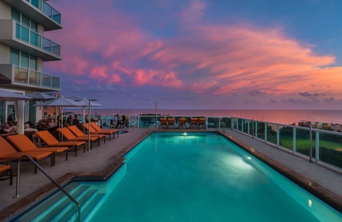 Coconut Grove Apartment | MVR-The Stay You-ll Talk About All Year