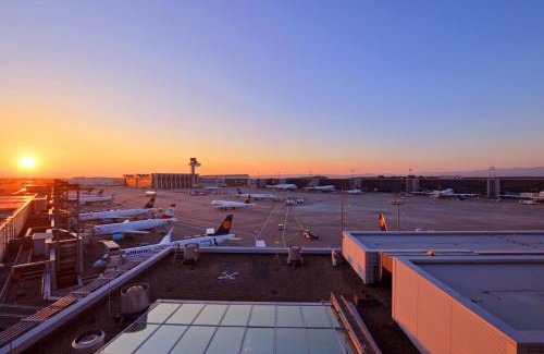 Frankfurt Airport Area Hotel | MY CLOUD Transit Hotel - Guests with international flight only!