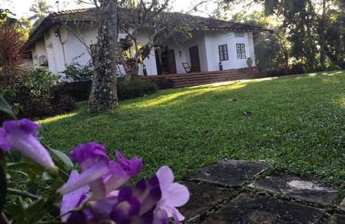 Thiranagama Villa | My colonial bungalow is highly privet and entire villa
