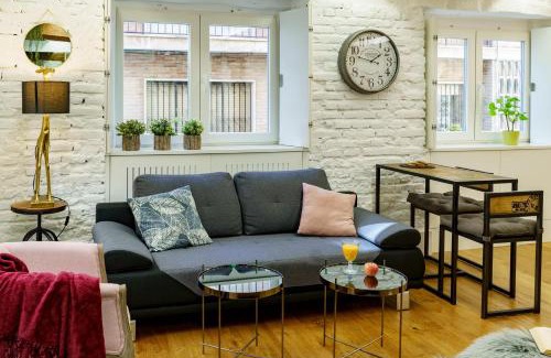 Centro - Sagrario Apartment | My Granada Garden - Catedral Lux Suite