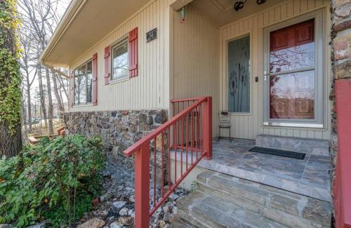 Hot Springs Village House | My Happy Place-Games, Lakeview, & Scenery Views