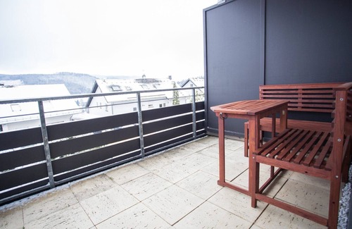 Niedersfeld Apartment | My holiday house: modern apartment on the mountainside and on the edge of the woods