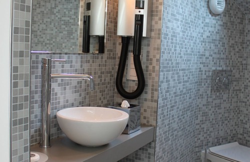 Quartier de la Folie-Mericourt Hotel | My Home in Paris Hotel