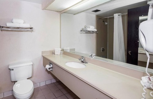 Madison Hotel | MY HOME & SUITES MADISON