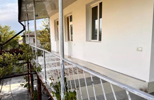 Udabno House | My home udabno