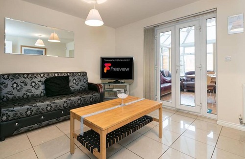 Cheetham Hill House | My-Places Elegant 6 Bed Town House - 68