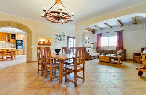 Santa Gertrudis Villa | My Rental Homes -Villa Wheel with private pool and garden