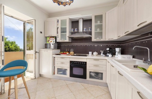Schiazzano Villa | My Rental Homes - Villa Mouna with private pool and jacuzzi