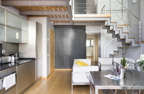 la Vila de Gracia Apartment | My Space Barcelona 6 Apart. in Gràcia has 40 people with pool and terrace