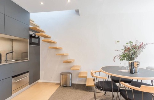 Sant Gervasi Apartment | My Space Barcelona apartment with large terrace close to Barraquer clinic