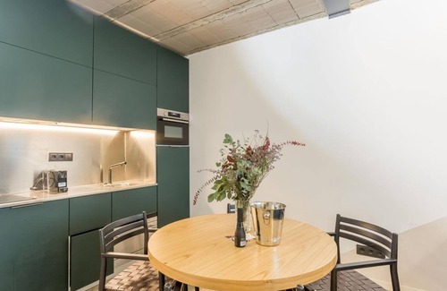Sant Gervasi Apartment | My Space Barcelona Apart. with shared terrace in Sant Gervasi per months