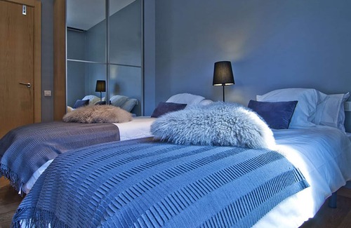 la Vila de Gracia Apartment | My Space Barcelona Penthouse near commercial area with pool and terrace