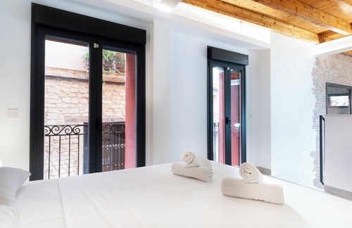 Alicante City Centre Hotel | Myflats Central