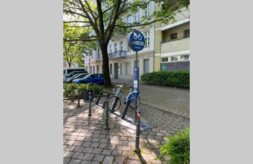 Moabit Apartment | MyHappyplace in the middle of Berlin