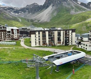 Val Claret Apartment | MyHome- Haut Val Claret 43 - Grand duplex 8 pax skis aux pieds Tignes Val Claret